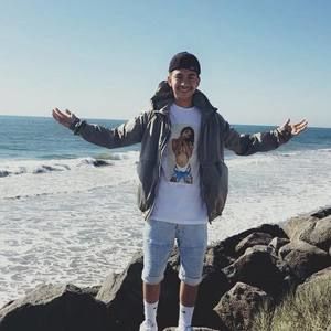 Meet your Posher, Aaron